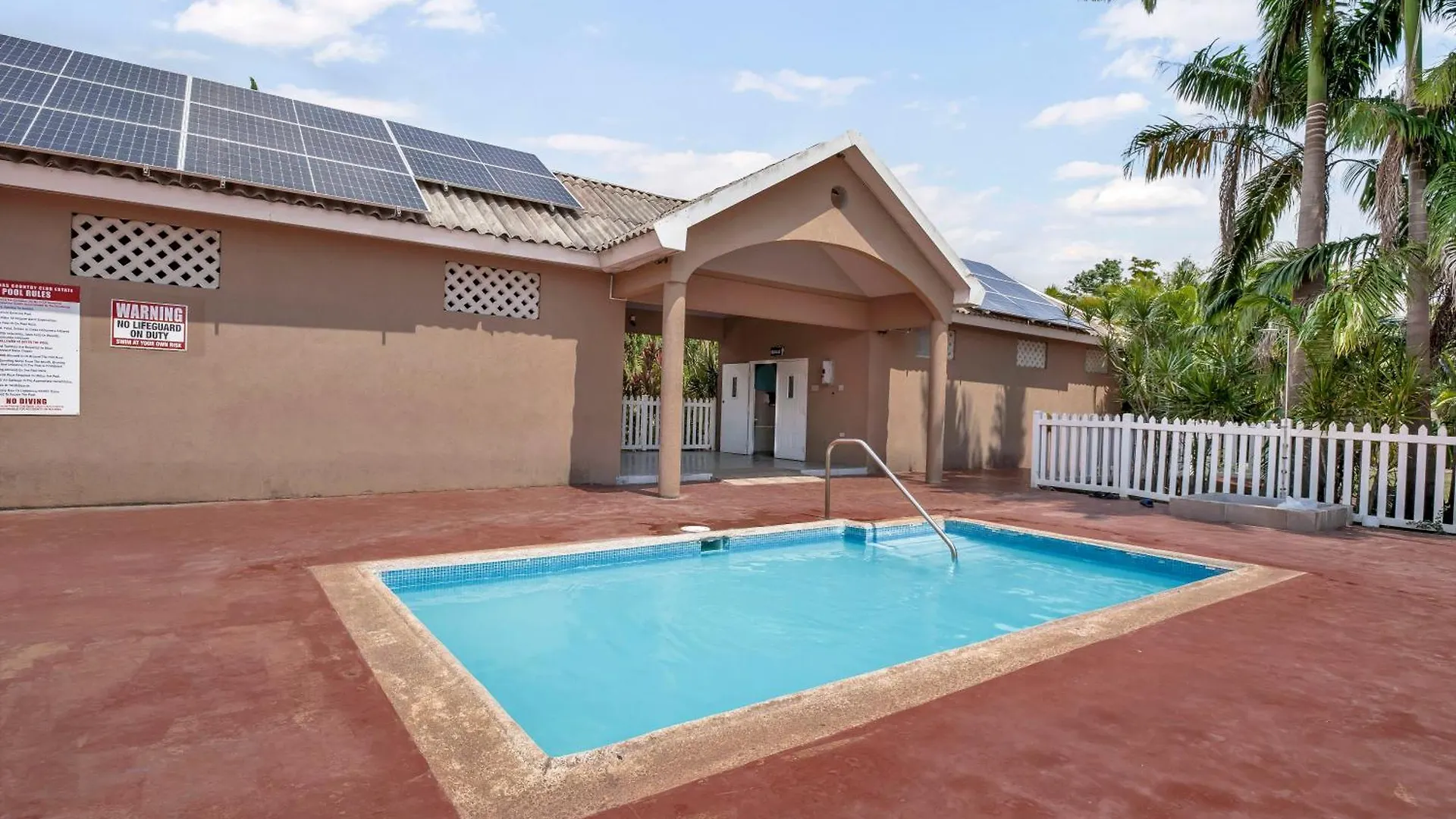Casa de hóspedes Suzanne'S Sogno Hotel Ellis Caymanas